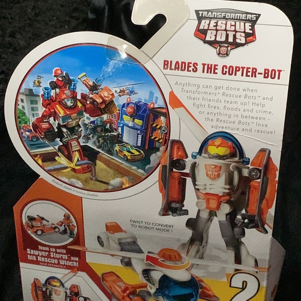 HASBRO- TRANSFORMERS- RESCUE BOTS- 2011 BLADES THE COPTER-BOT. 🆕 - Picture 9 of 11